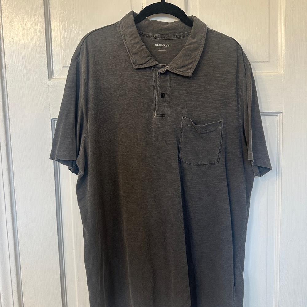 Old Navy Men's Polo Shirt Bundle (Grey and Red, Large)